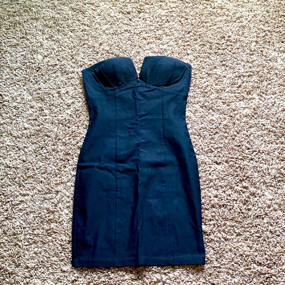 Mini black strapless dress